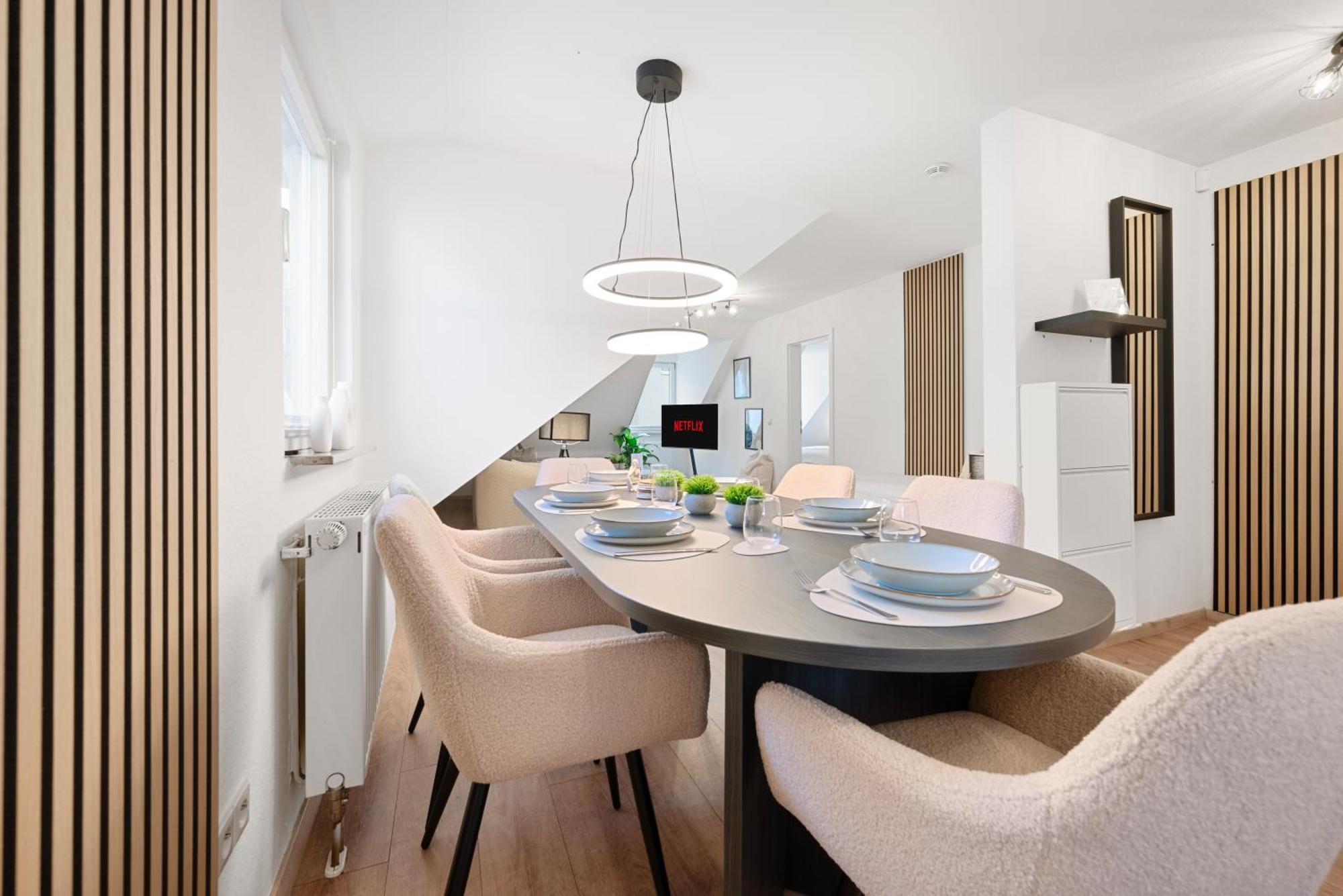 Malu Rooms - Im Stadtzentrum, Smarttv, Netflix, 24H Checkin Ludwigsburg Exteriör bild